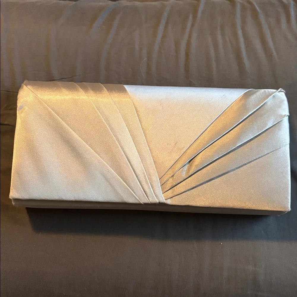 Vintage Kate Landry Silver Pleated Cloth Clutch Plus